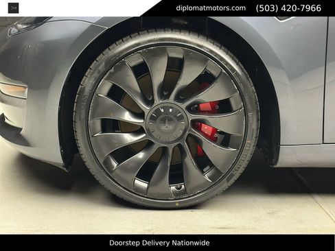 Used 2023 Tesla Model 3 Performance image 36