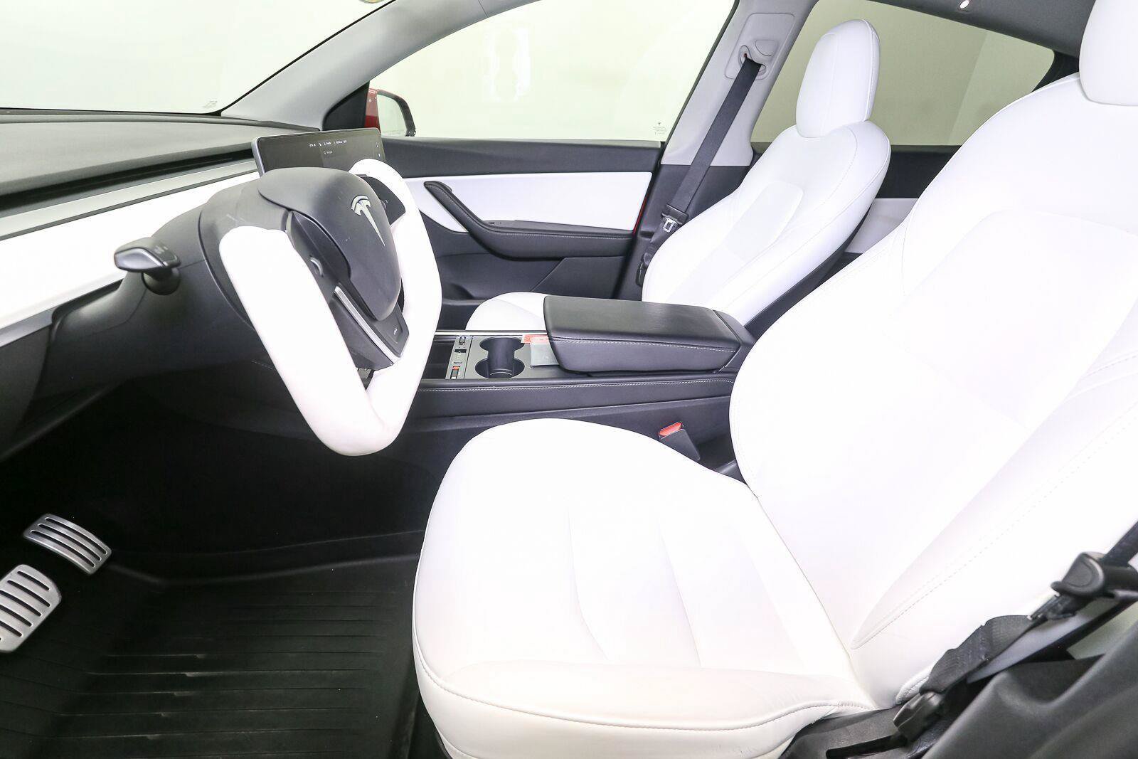 Used 2021 Tesla Model Y Performance AWD/4WD image 39