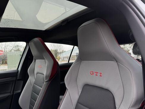 New 2026 Volkswagen GTI SE image 24