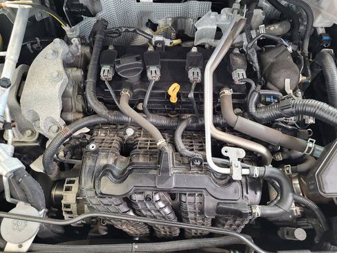 Used 2021 Nissan Rogue SV w/ Premium Package AWD/4WD image 30