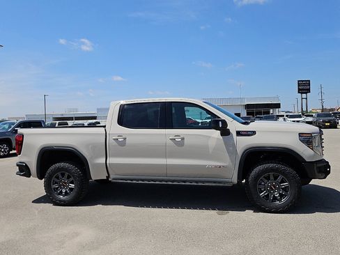 New 2026 GMC Sierra 1500 AT4X AWD/4WD image 6