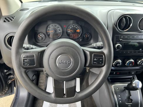 Used 2014 Jeep Compass Sport w/ Power Value Group FWD image 37