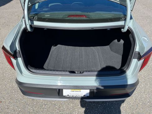 Used 2025 Kia K4 LXS image 30