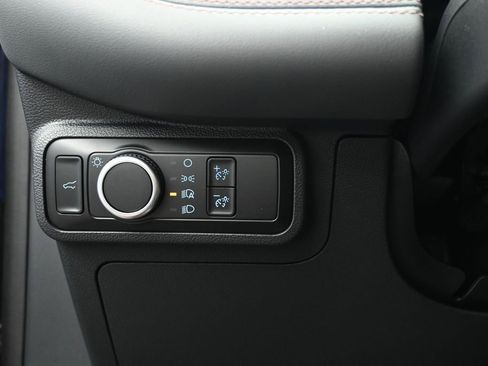 New 2026 Ford Explorer Active RWD image 12