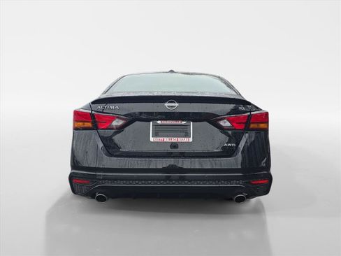 Used 2025 Nissan Altima 2.5 SL image 4