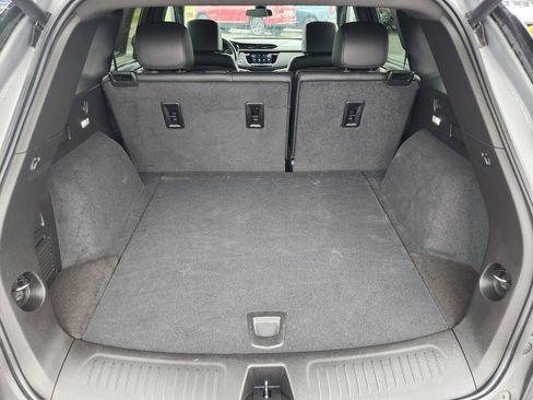 Used 2023 Cadillac XT5 Luxury FWD image 8
