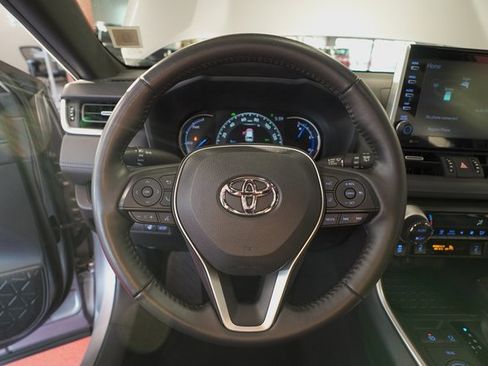 Certified 2022 Toyota RAV4 XSE image 15