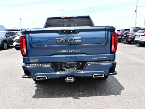 Used 2024 GMC Sierra 1500 Denali Ultimate AWD/4WD image 7
