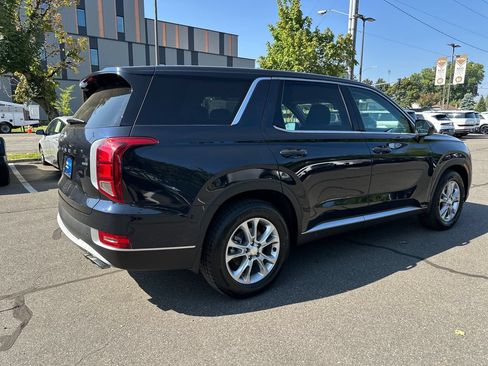 Certified 2022 Hyundai Palisade SE w/ Cargo Package AWD/4WD image 6