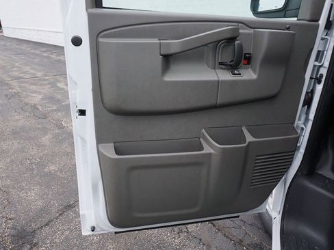 New 2026 Chevrolet Express 3500 Extended w/ Driver Convenience Package image 17