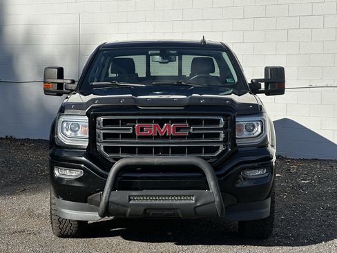 Used 2017 GMC Sierra 1500 SLE image 2