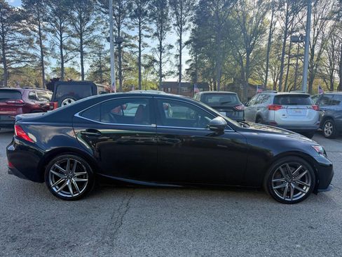 Used 2016 Lexus IS 300 AWD image 10