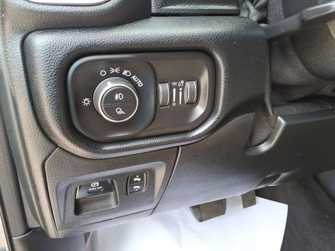 Used 2022 RAM 1500 Laramie AWD/4WD image 33