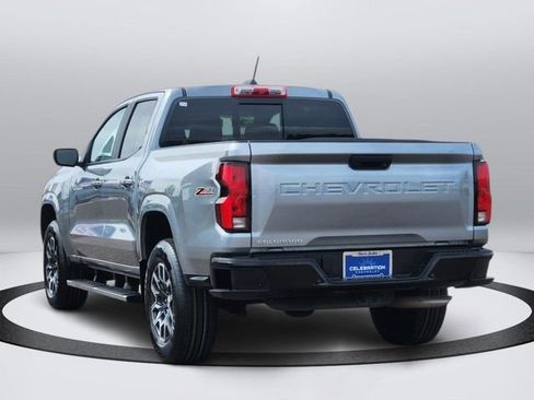 Certified 2023 Chevrolet Colorado Z71 w/ Z71 Convenience Package 2 AWD/4WD image 3