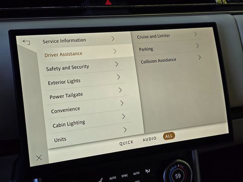 Used 2023 Land Rover Range Rover SE image 50