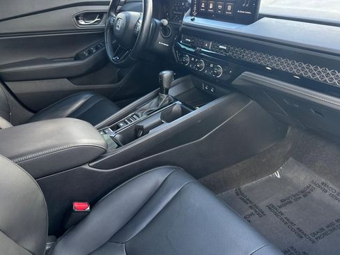 Used 2025 Honda Accord Sport image 31