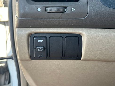 Used 2005 Honda Accord EX-L image 17