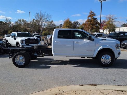 New 2026 RAM 4500 Tradesman w/ Laramie Trim Package image 3