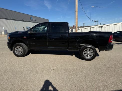 Used 2024 RAM 2500 Laramie AWD/4WD image 12