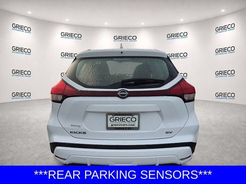 Used 2022 Nissan Kicks SV FWD image 6