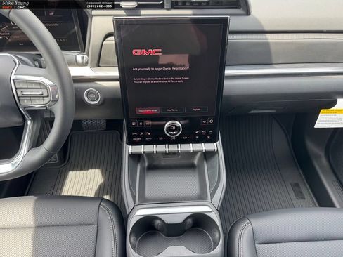 New 2027 GMC Terrain Elevation w/ Elevation Premium Package AWD/4WD image 16