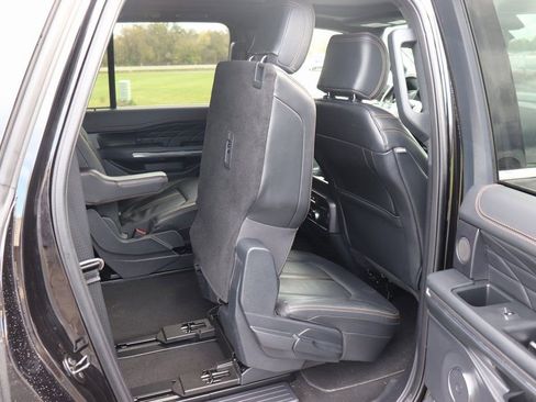 Used 2024 Ford Expedition Max Platinum image 22