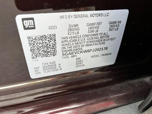 Used 2023 Buick Enclave Avenir w/ Avenir Technology Package image 28