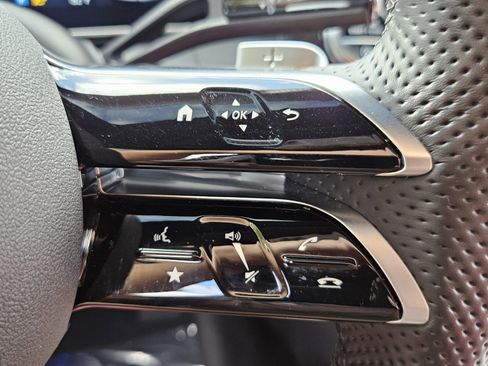 Certified 2024 Mercedes-Benz GLC 300 4MATIC image 32