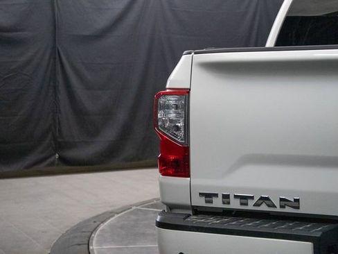 Used 2021 Nissan Titan SV w/ Accessory Utility Package AWD/4WD image 12