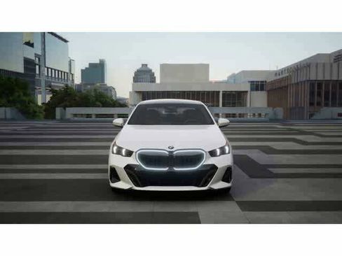 New 2026 BMW 530i w/ M Sport Package RWD image 3