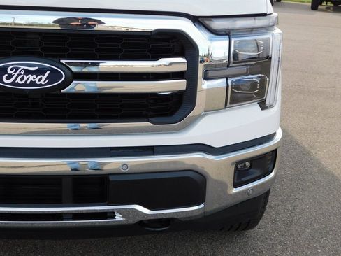 New 2025 Ford F150 Lariat w/ Equipment Group 501A Mid image 13