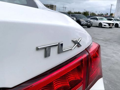 Used 2019 Acura TLX w/ Technology Package FWD image 7