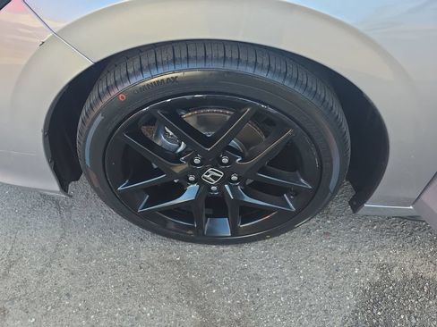 Used 2025 Honda Civic Sport image 24