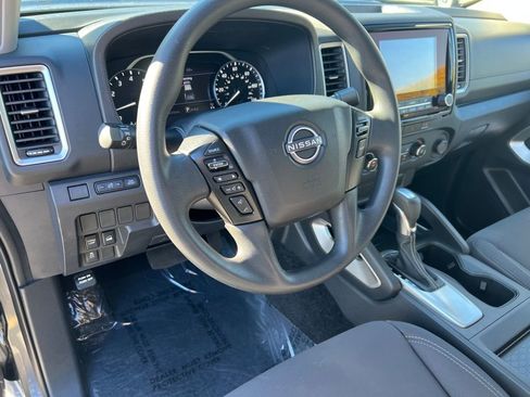 Used 2023 Nissan Frontier SV image 20