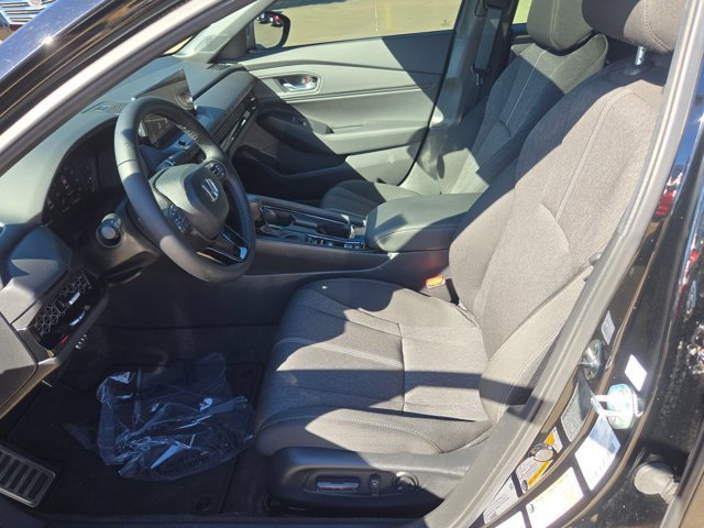 Used 2025 Honda Accord Sport image 15