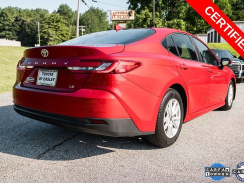 Used 2025 Toyota Camry LE FWD image 7