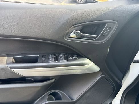 Used 2020 Chevrolet Colorado LT image 22