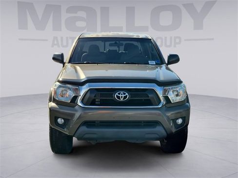 Used 2014 Toyota Tacoma 4x4 Double Cab w/ TRD Off-Road Package image 8