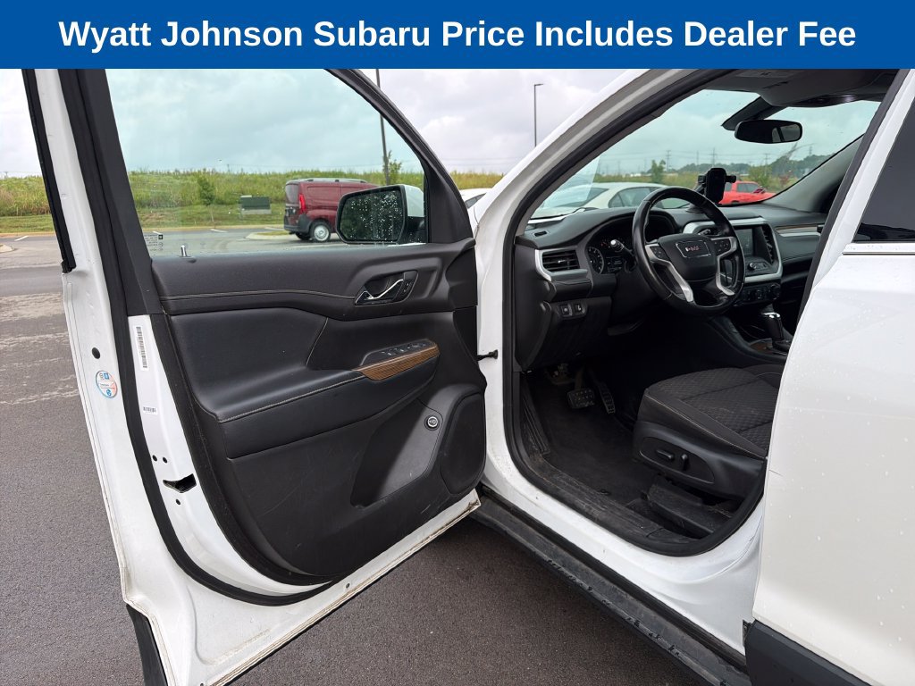 Used 2019 GMC Acadia SLE FWD image 18