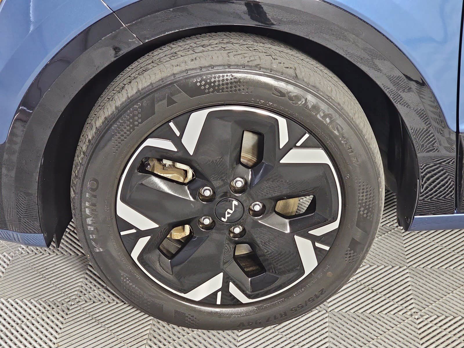 Used 2023 Kia Niro Wind w/ Wind Preserve Package FWD image 10