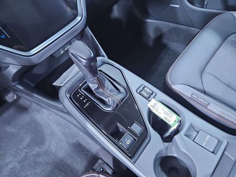 New 2025 Subaru Crosstrek 2.5i Limited w/ Crosstrek Mirror Package image 23