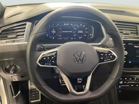 Certified 2024 Volkswagen Tiguan SEL R-Line AWD/4WD image 7