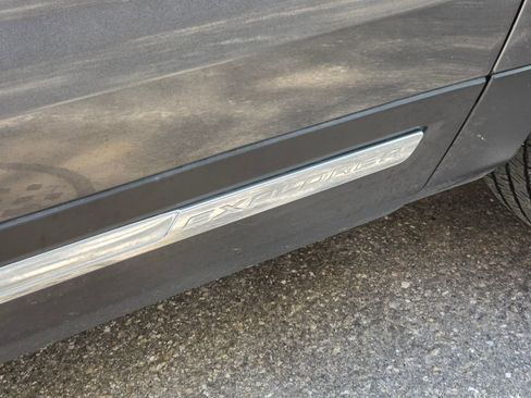 Used 2018 Ford Explorer XLT w/ Equipment Group 202A image 52