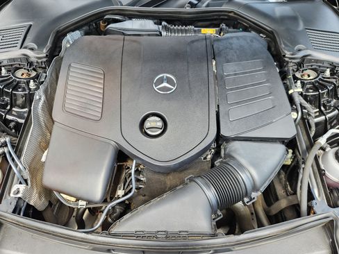 Used 2023 Mercedes-Benz C 300 4MATIC Sedan image 18