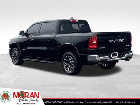 Used 2025 RAM 1500 Laramie AWD/4WD image 4