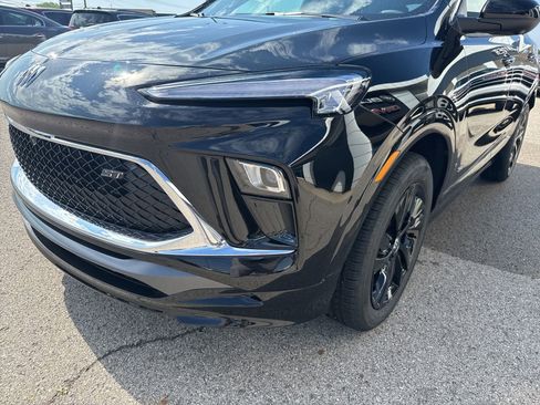 New 2026 Buick Encore GX Sport Touring w/ Advanced Technology Package FWD image 5