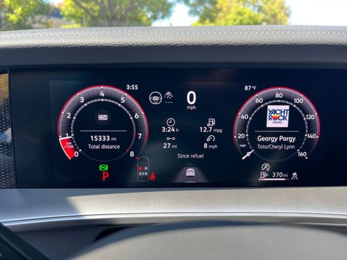 Used 2026 Volkswagen Tiguan SE AWD/4WD image 42