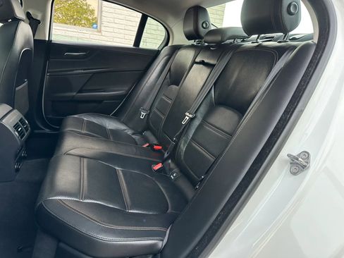 Used 2018 Jaguar XE Prestige RWD image 19