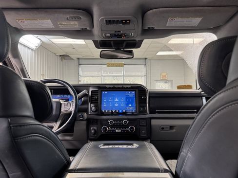 Used 2023 Ford F450 Limited w/ FX4 Off-Road Package image 22