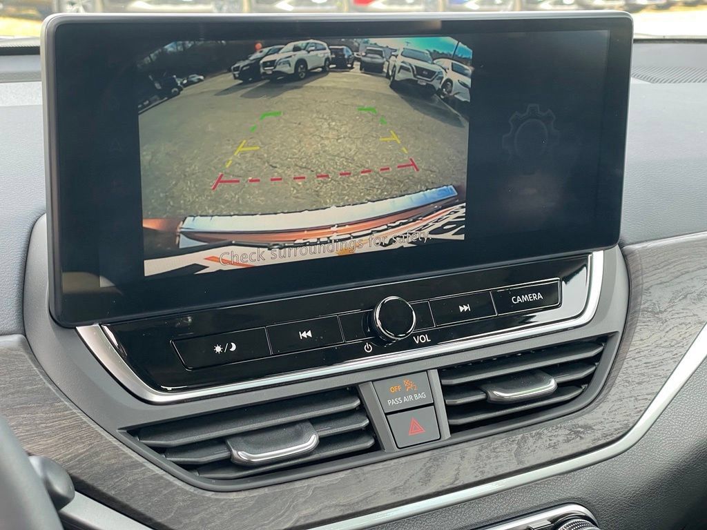 Certified 2023 Nissan Altima 2.5 SV w/ SV Premium Package AWD/4WD image 19